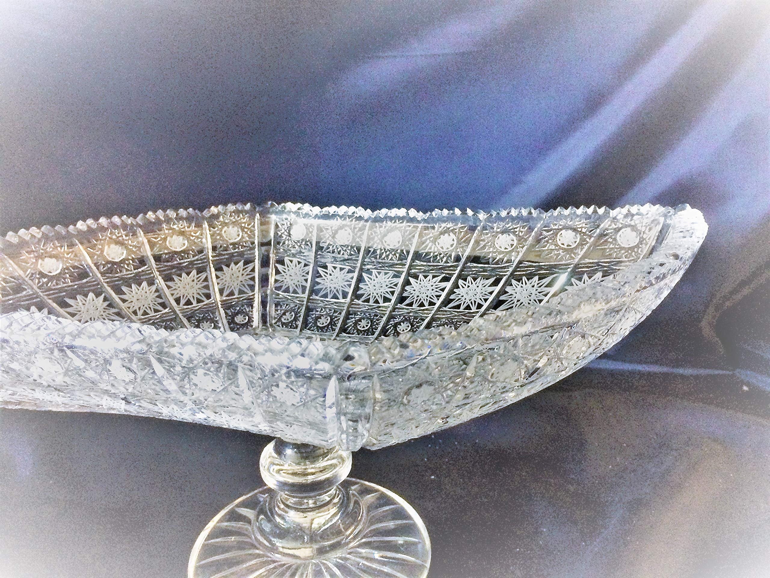 bohemia crystal プラハ城　置物 Amazon.co.jp: BohemiaクリスタルPlatter Made in Czech Republic、45